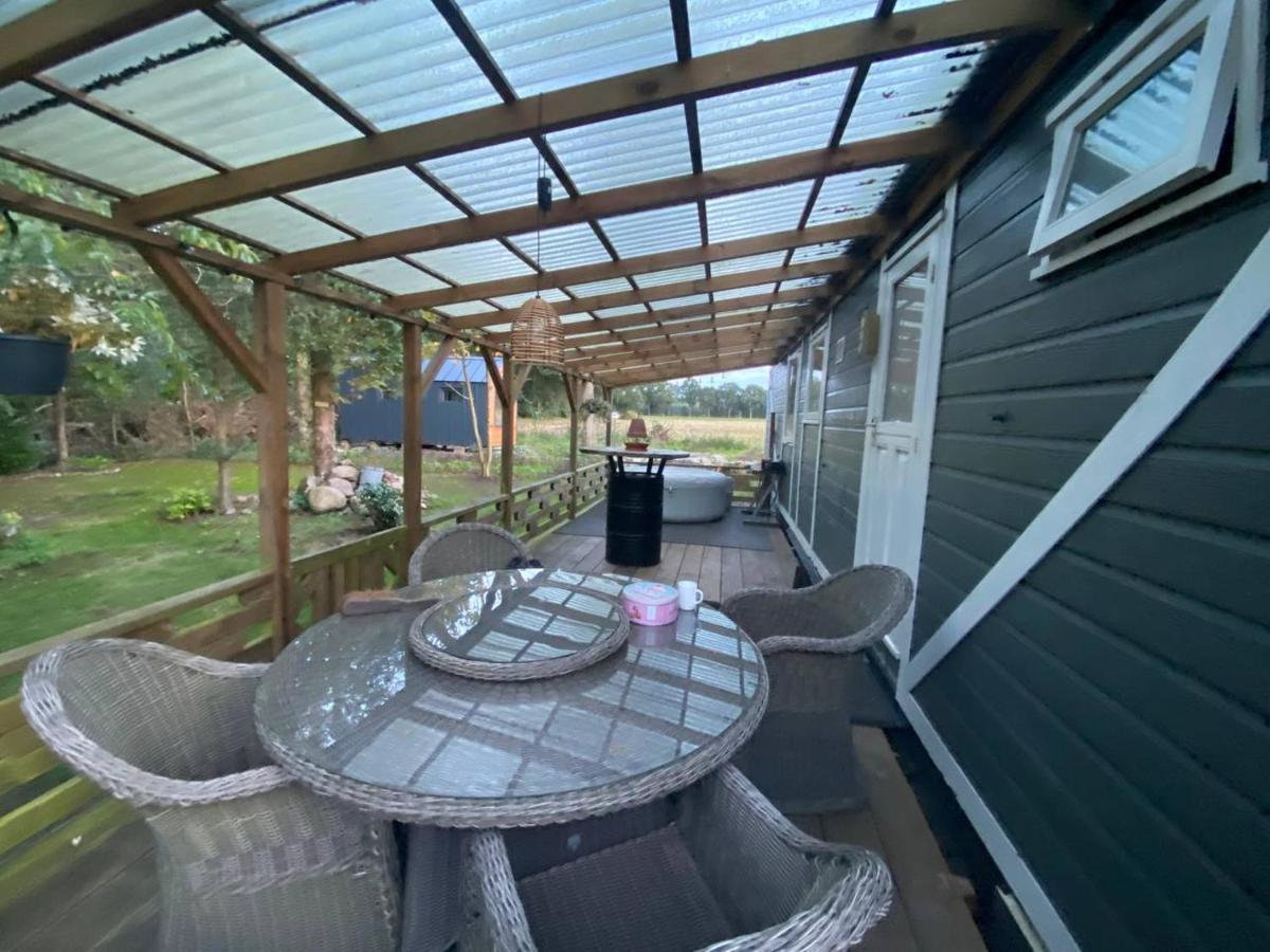 Chalet With Access To The Woods - No 147 앵루 외부 사진